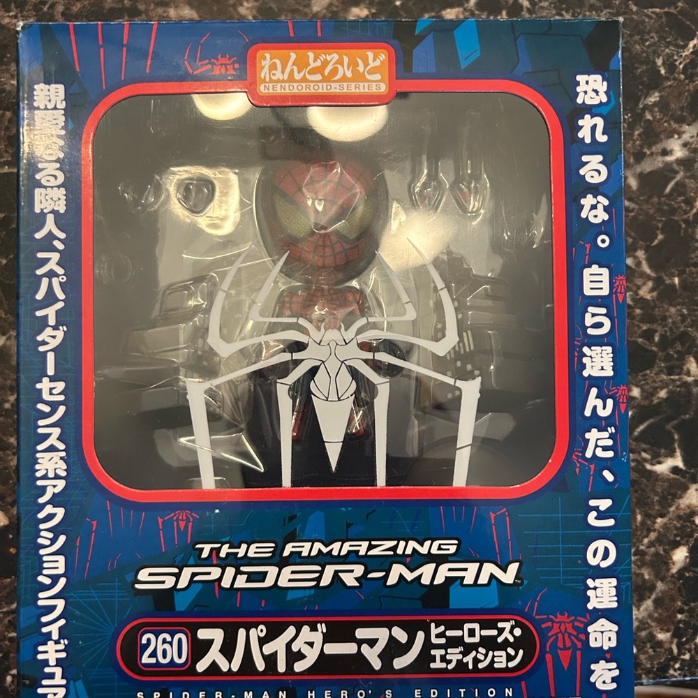 Spider-Man Action Figure - Blue and Red - Picture 2 of 9
